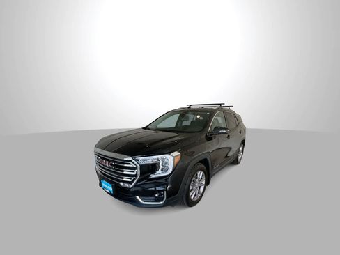 Used 2022 GMC Terrain SLT w/ LPO, Floor Liner Package AWD/4WD image 4