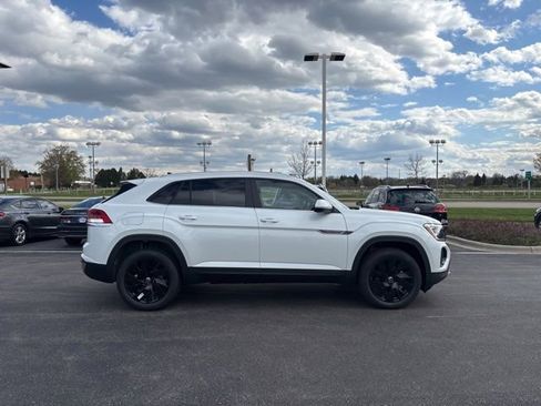 New 2026 Volkswagen Atlas Cross Sport SE AWD/4WD image 5