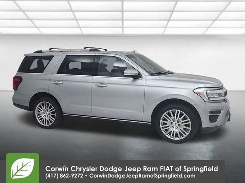 Used 2024 Ford Expedition Limited image 1