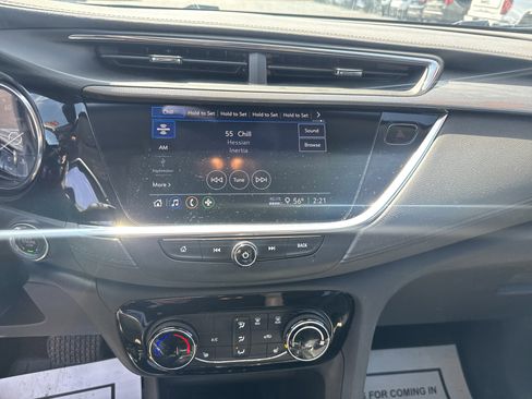 Used 2023 Buick Encore GX Preferred w/ Cold Weather Comfort Package AWD/4WD image 23