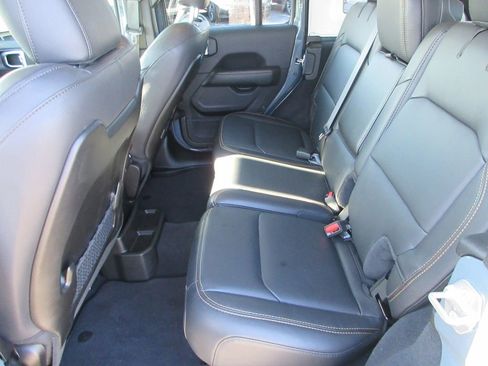 Used 2024 Jeep Wrangler Sahara w/ Technology Group image 15