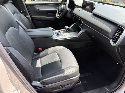 Used 2024 MAZDA CX-90 3.3 Turbo w/ Premium Package AWD/4WD image 22
