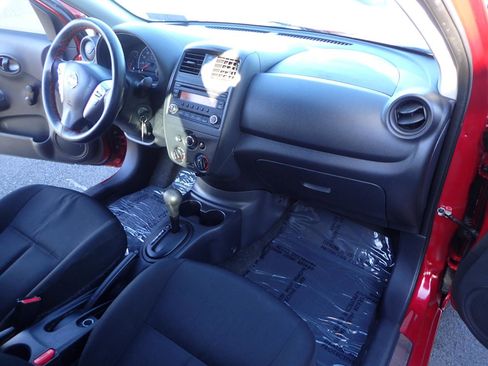 Used 2016 Nissan Versa S Plus FWD image 12