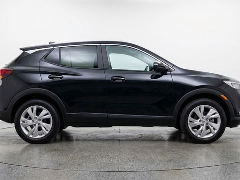 Used 2025 Buick Encore GX Preferred image 11