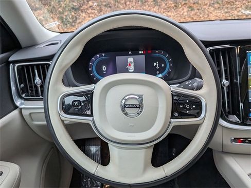 Certified 2023 Volvo S60 B5 Plus w/ Climate Package image 14