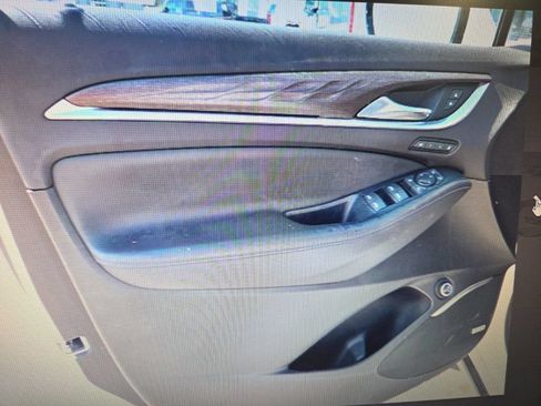 Used 2022 Buick Enclave Avenir w/ Trailering Package, 5000 lbs. AWD/4WD image 12
