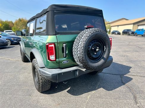 Used 2022 Ford Bronco Black Diamond image 7