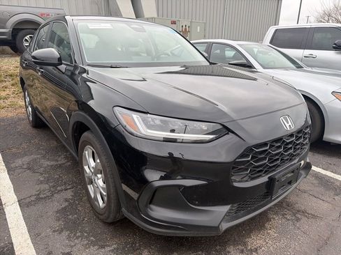 Used 2025 Honda HR-V LX image 3