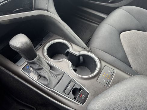 Used 2021 Toyota Camry LE w/ Cold Weather Package image 19