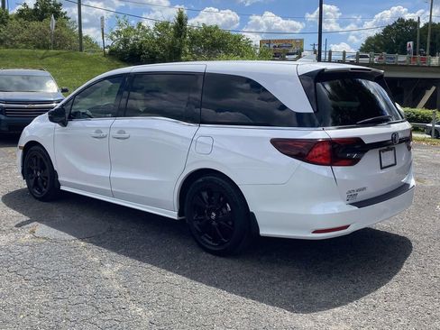 Used 2024 Honda Odyssey Sport image 4
