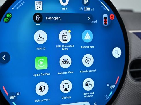 Used 2025 MINI Cooper 2-Door Hardtop image 16