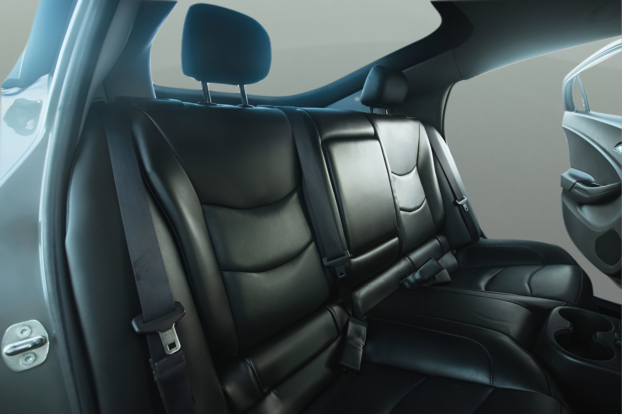 Used 2016 Chevrolet Volt Premier FWD image 15