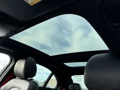 Used 2016 Mercedes-Benz C 450 AMG image 28
