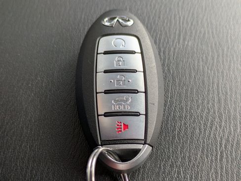 Used 2024 INFINITI QX80 Luxe image 35