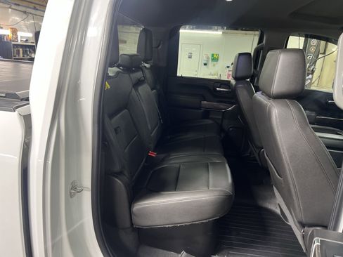 Certified 2023 Chevrolet Silverado 2500 LTZ image 26