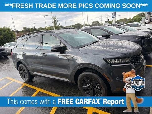 Used 2023 Kia Sorento S AWD/4WD image 3