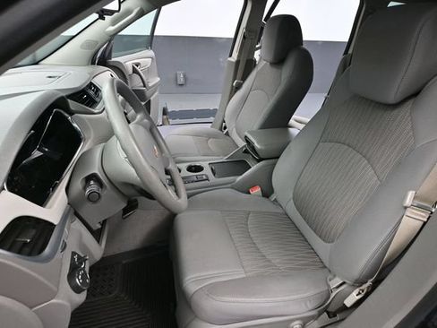 Used 2014 Chevrolet Traverse LS FWD image 22