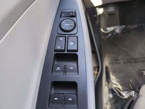 Used 2016 Hyundai Tucson Sport FWD image 22