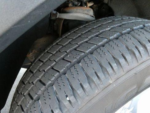 Used 2020 GMC Sierra 1500 SLT w/ X31 Off-Road Package image 13