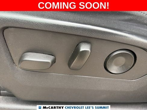 Used 2022 Chevrolet Silverado 1500 Custom AWD/4WD image 45