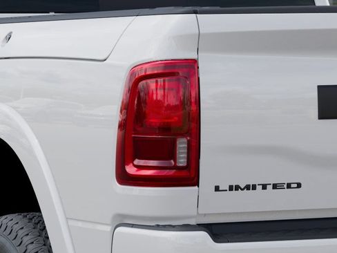 New 2026 RAM 2500 Limited AWD/4WD image 10