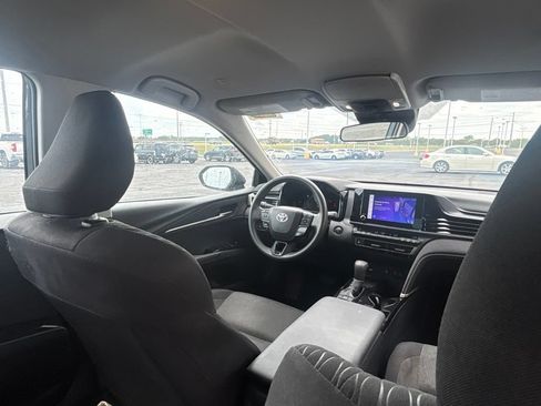 Used 2025 Toyota Camry LE FWD image 27