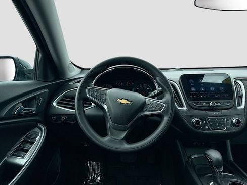 Used 2023 Chevrolet Malibu LT FWD image 27