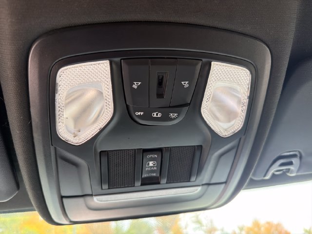 Used 2021 RAM 2500 Tradesman AWD/4WD image 21