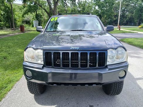 Used 2007 Jeep Grand Cherokee Laredo AWD/4WD image 3