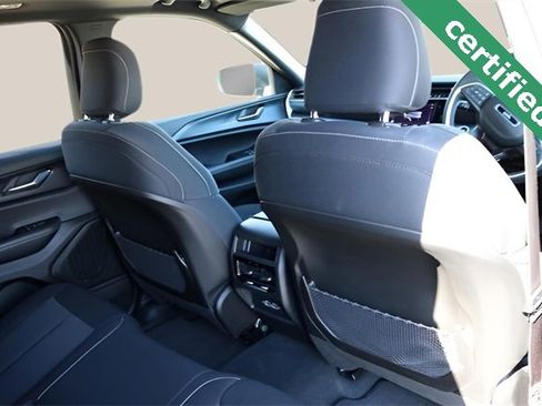 Used 2025 Jeep Grand Cherokee Laredo X image 16