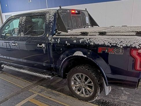 Used 2017 Ford F150 Lariat w/ Equipment Group 502A Luxury image 4