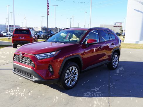 New 2025 Toyota RAV4 XLE Premium w/ Weather Package image 4