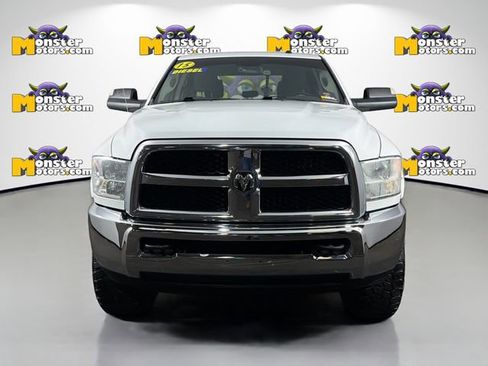 Used 2015 RAM 2500 Tradesman w/ Chrome Appearance Group AWD/4WD image 2