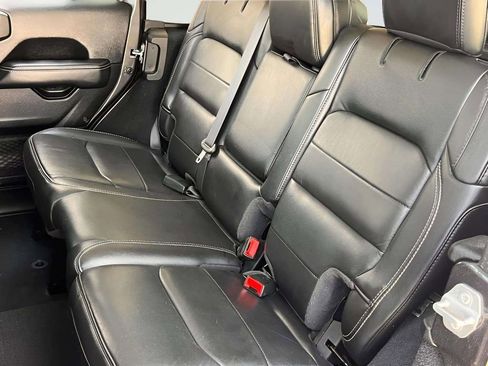 Used 2020 Jeep Wrangler Unlimited Sahara w/ Uconnect 4C Nav & Sound Group AWD/4WD image 25