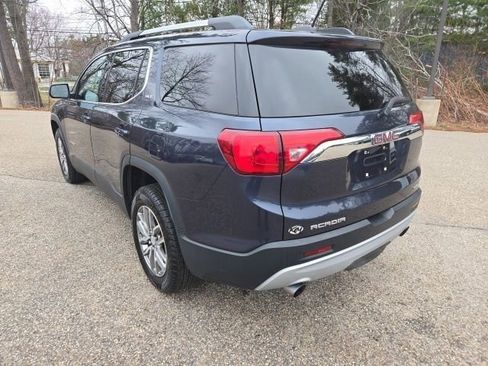 Used 2019 GMC Acadia SLE image 3