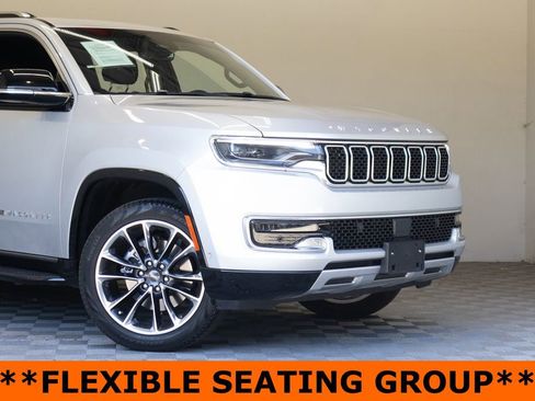 Used 2024 Jeep Wagoneer Series II w/ Premium Group I AWD/4WD image 3