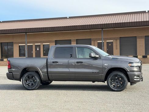 New 2026 RAM 1500 4x4 Crew Cab image 5