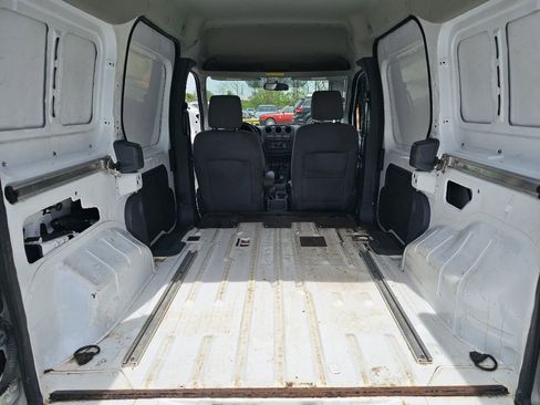 Used 2010 Ford Transit Connect XLT FWD image 23