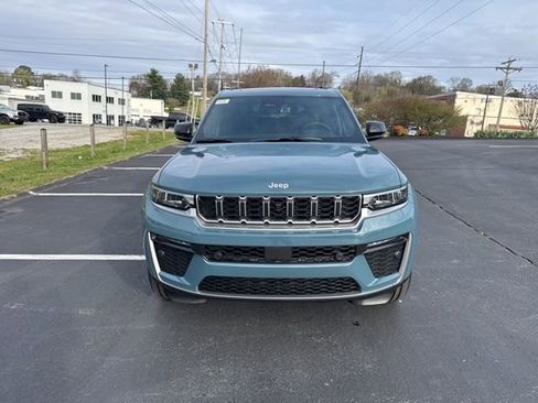 New 2026 Jeep Grand Cherokee L Limited image 2