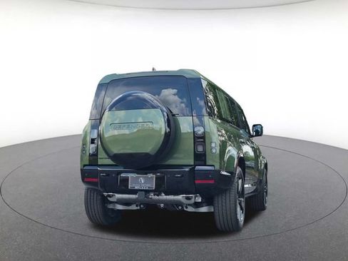 New 2026 Land Rover Defender 110 X-Dynamic SE AWD/4WD image 5