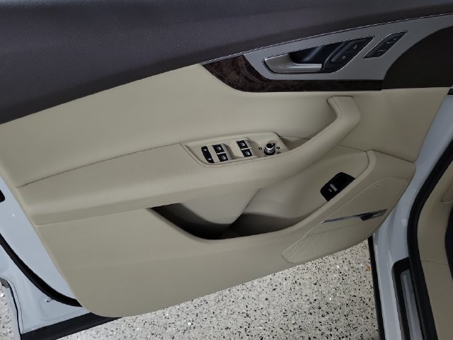 Used 2019 Audi Q7 2.0T Premium Plus w/ Premium Plus Package AWD/4WD image 24