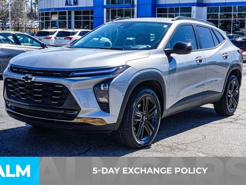 Used 2024 Chevrolet Trax ACTIV w/ Driver Confidence Package image 4