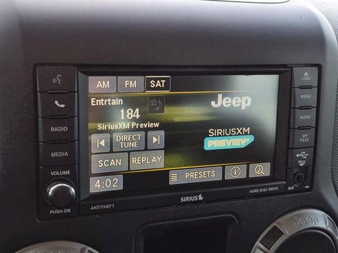 Used 2017 Jeep Wrangler Sport w/ Connectivity Group image 21