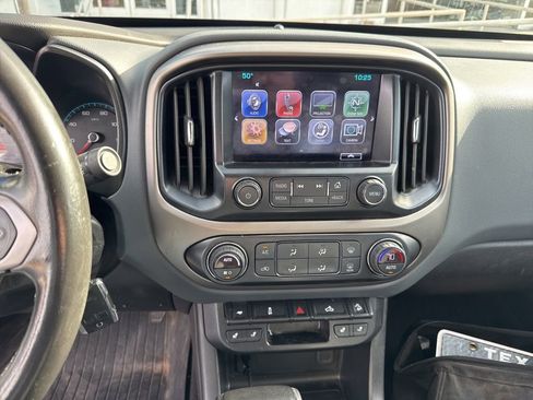 Used 2018 Chevrolet Colorado Z71 image 13