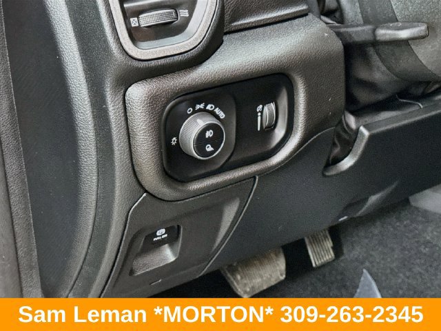 Used 2025 RAM 1500 Warlock AWD/4WD image 10