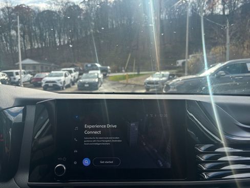 Used 2025 Toyota Camry LE image 21