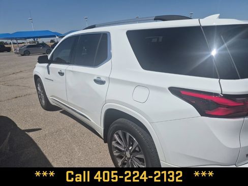 Used 2022 Chevrolet Traverse Premier w/ LPO, Blackout Package FWD image 12