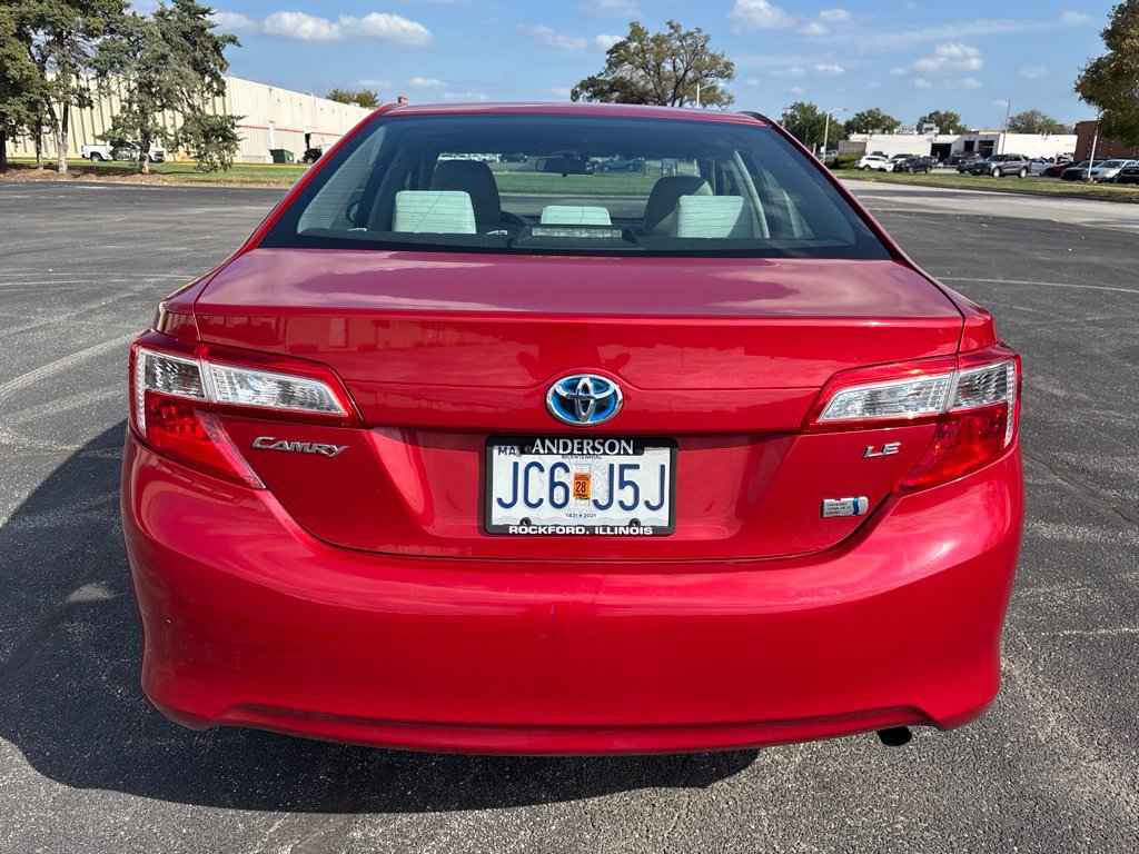 Used 2012 Toyota Camry LE FWD image 4