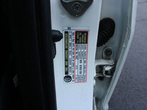 Used 2010 Honda Fit Sport image 34