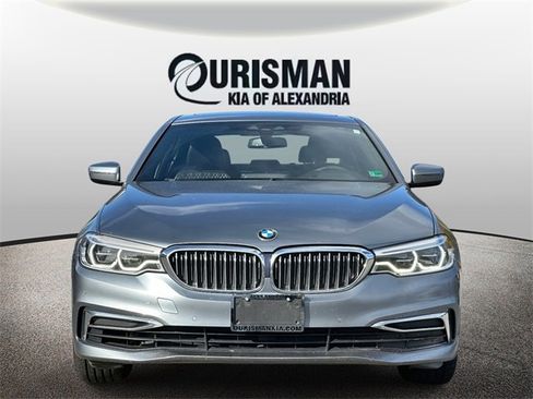 Used 2020 BMW 530i xDrive w/ Executive Package image 25
